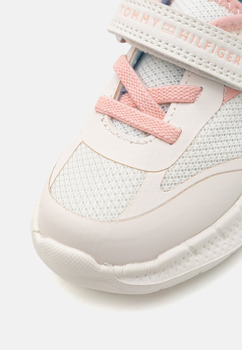 Tommy Hilfiger CONNOR Sneakers alte off white/pink/avorio