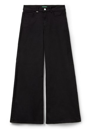 Jeans noirs à jambes larges en coton, dotés d'un design classique à cinq poches, d'une fermeture à bouton et de coutures robustes le long des ourlets.