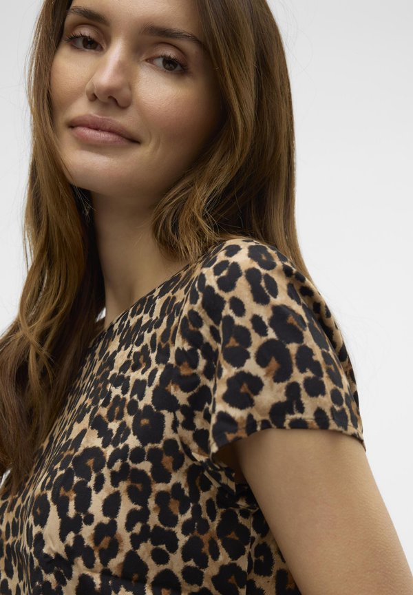 VMBELLA - Blouse - tigers eye aop:verena leo2