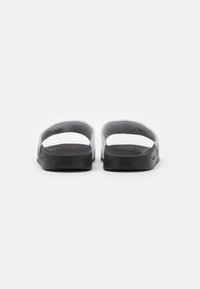 adidas Originals ADILETTE LITE - Natikači za na bazen - footwear white/core black