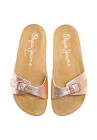 Rosa guldfärgade slidesandaler med en strukturerad yta, som har en rektangulär spännsand och en mjuk, mockaliknande sula.