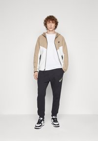 Nike Sportswear TECH FLEECE - Jaka ar rāvējslēdzēju - summit white/khaki/black