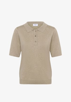 Smėlinis megztas polo marškinėlis trumpomis rankovėmis, su briaunuotu apykakliu, trijų sagų kišenėle ir aptempta apačia.