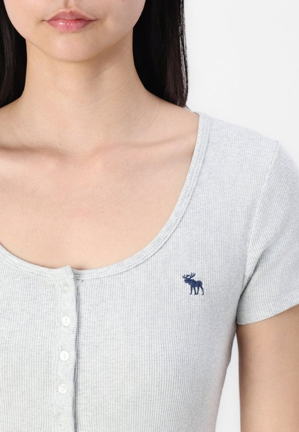 Short-Sleeve Icon Henley Rib Top - Basic T-shirt3