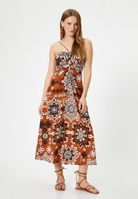 Koton MIDI HALTER NECK - Robe de jour - brown