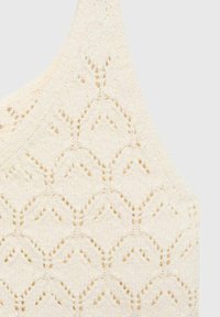 Thumbnail Image 6