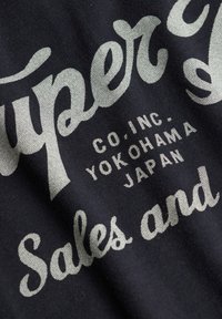 Unausgewählt, eclipse navy