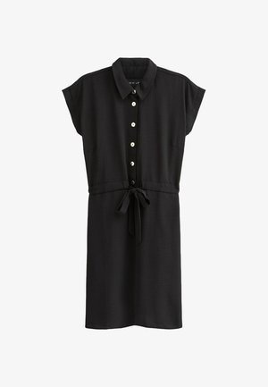 Czarna sukienka koszulowa z krótkim rękawem, kołnierzykiem, zapięciem na guziki z przodu oraz wiązaniem w talii. Gładka tekstura i minimalistyczny design.