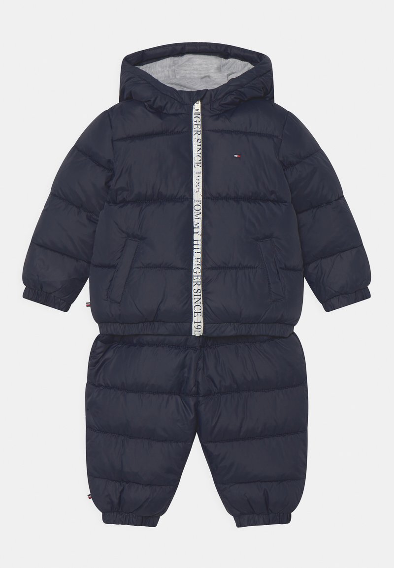 Tommy Hilfiger BABY 2 PIECE SKII SUIT SET UNISEX Snowsuit desert