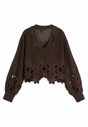 Haut à manches longues en crochet brun foncé avec des motifs floraux et en losanges ajourés, un col, un encolure en V et un ourlet festonné.