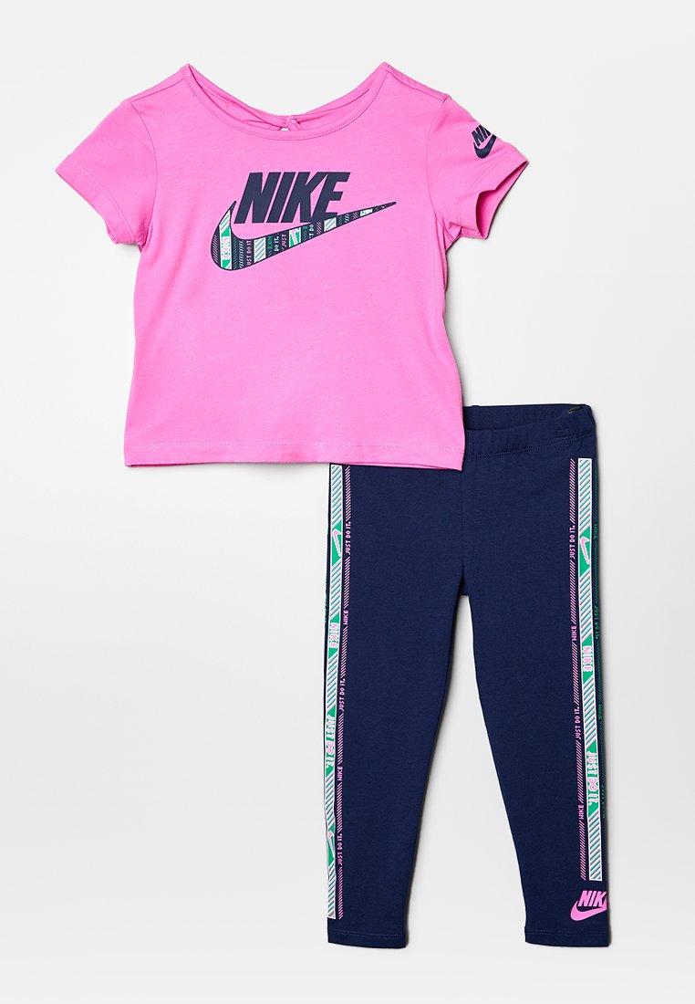 Nike Sportswear T-shirt print donkerblauw