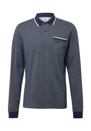 Polo à manches longues bleu marine avec un motif texturé, col et poignets contrastés, et une poche avant avec une fermeture éclair blanche en accent.