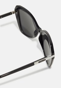 VOGUE Eyewear 0VO5479S - Akiniai nuo saulės - black