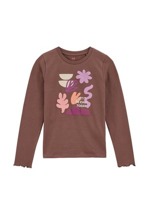 Tricou maro cu mânecă lungă, cu gât rotund, prezentând un design abstract colorat și textul "LASĂ-ȚI ASTĂZI SĂ FIE UȘOR" în centru.