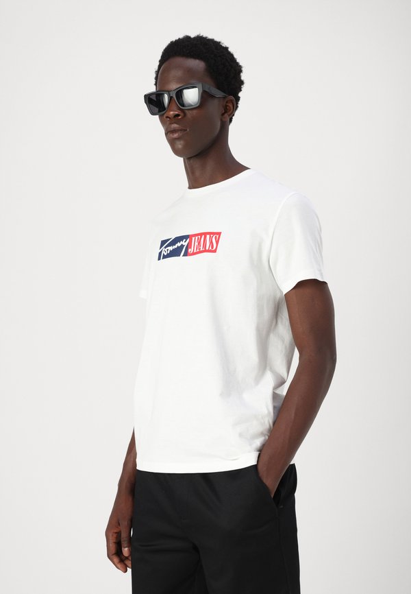 SLIM ENTRY GRAPHIC TEE - Print T-shirt - ecru3