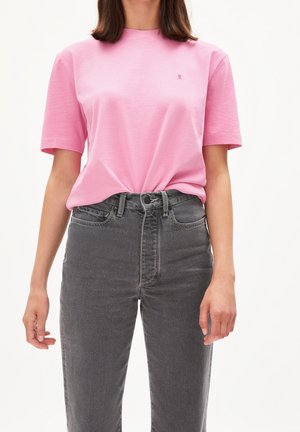 Jednoduché tričko - pink