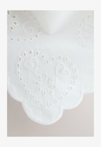 Unselected, white broderie