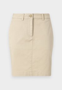 Beige Baumwoll-Bleistiftrock mit Knopfverschluss vorne, Gürtelschlaufen und glatter Textur, maßgeschneidert für eine figurbetonte Silhouette.