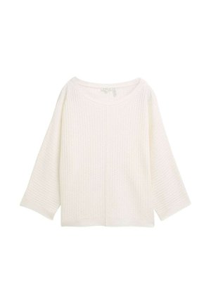 Pulover alb din tricot, cu o croială lejeră, mâneci trei sferturi și un model texturat tip waffle. Dispune de un decolteu larg și tiv ribbos.