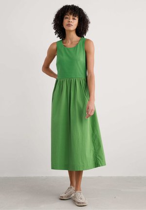 Day dress - green hedgerow