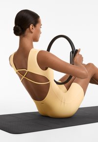 OYSHO EVERMOVE SHORT - Jumpsuit - yellow