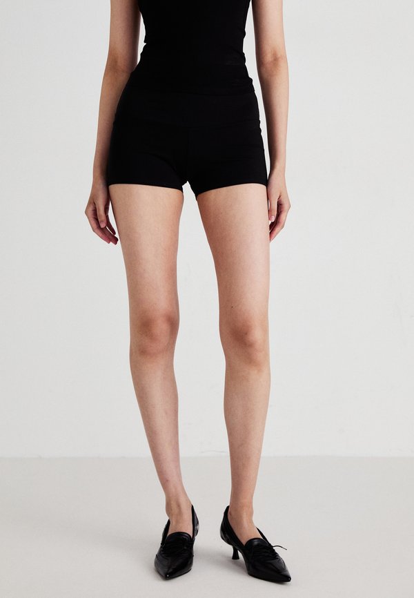 ALANNA HOTPANTS - Shorts