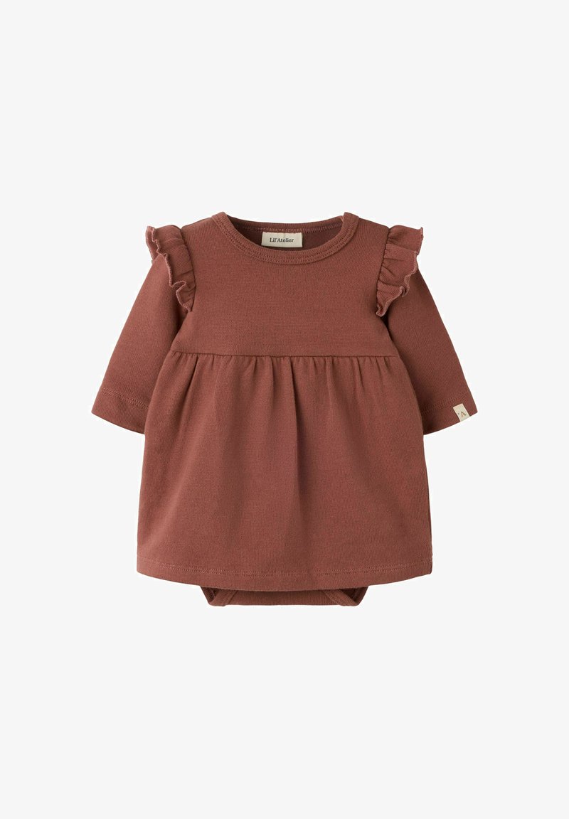 Robe bébé manches longues couleur rouille avec épaules volantées et taille froncée, en tissu doux, de la marque Lil’Atelier.