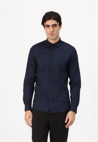 TOM TAILOR FITTED STRUCTURE SHIRT - Formal shirt - sky captain blue