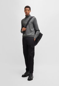 BOSS AKIRO - Pulover - light pastel grey