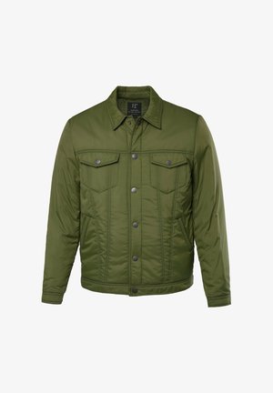 Grüne gesteppte Jacke mit spitzem Kragen, zwei Brusttaschen und Druckknöpfen. Glatte Textur mit horizontalen Steppnähten.