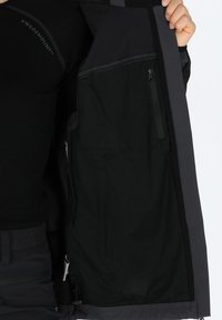 Thumbnail Image 6