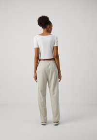 GAP CROPPED CREW - T-shirts print - white