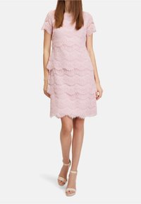 Vera Mont Robe fourreau - light pink