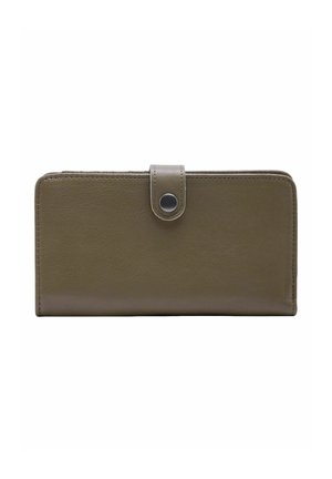 Portefeuille en cuir vert olive avec des bords arrondis et une fermeture à bouton-pression sur un rabat avant.