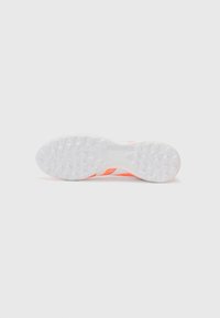 adidas Performance PREDATOR LEAGUE - Zapatillas fútbol para césped artificial - signal coral/ftwr white/beam orange