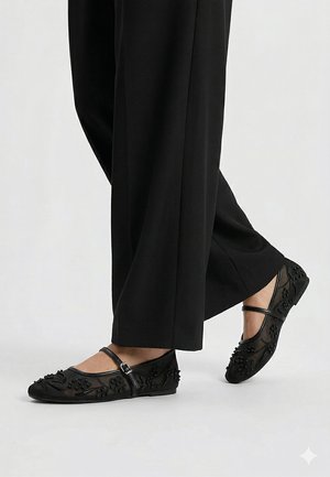 LIMMA, GALANA - Bailarinas con hebilla - black