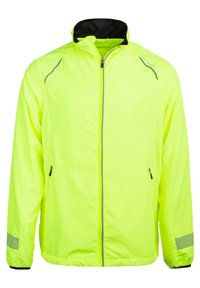 Veste légère jaune vif avec un col noir, fermeture éclair, accents en mesh et détails réfléchissants pour la visibilité. Elle comprend des poches latérales.