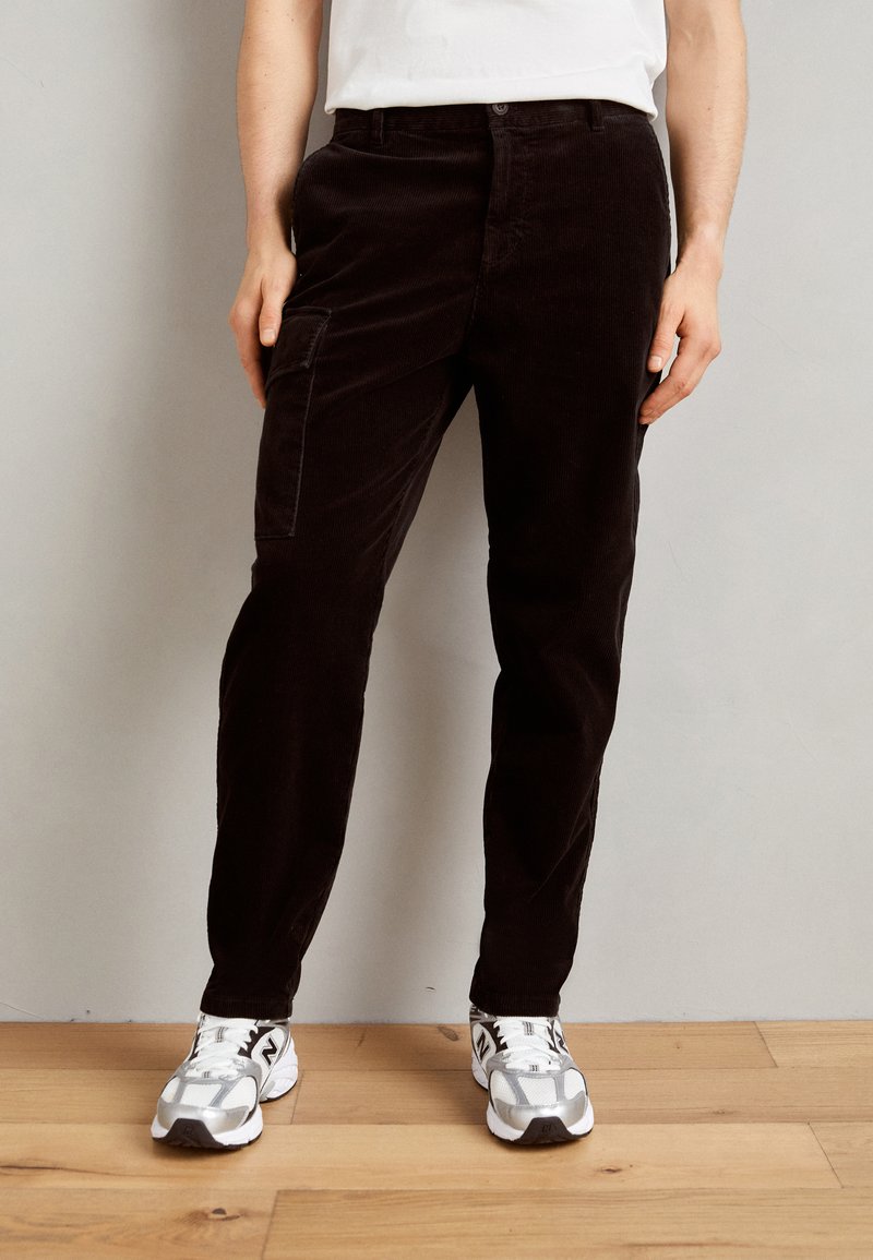 Marc O'Polo - BELSBO - Cargo trousers - black, Enlarge