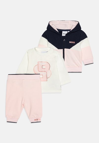 BABY TROUSERS SET - Cadeau de naissance - pink