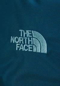 The North Face BASE CAMP VOYAGER DUFFEL 42L UNISEX - Aizturis - midnight petrol/algae blue