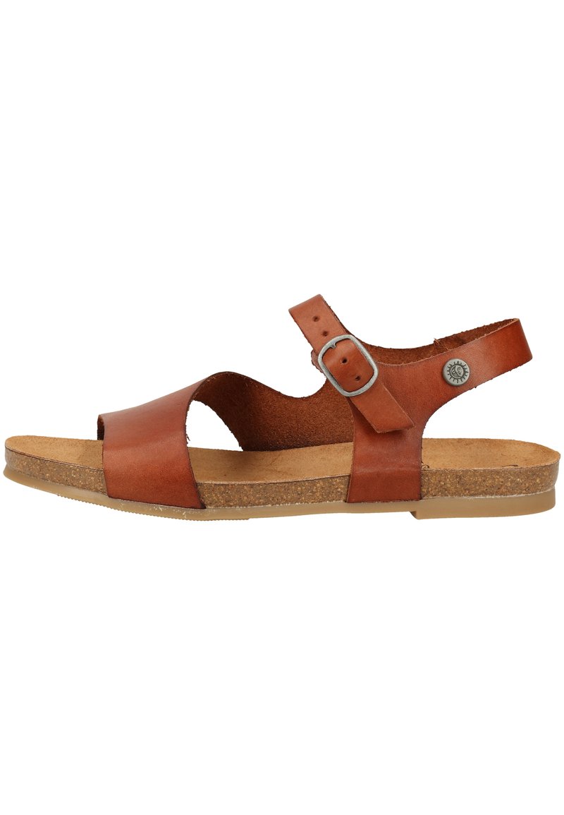 Sandalo in pelle marrone con due ampie cinghie, chiusura con fibbia e soletta in sughero testurizzato. Suola piatta in gomma con leggero battistrada.