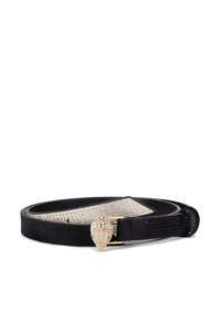 Cintura in suede nera con un inserto argentato luccicante, dotata di una fibbia a forma di conchiglia in tono oro decorata con strass.