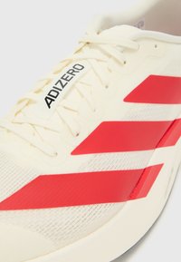 adidas Performance ADIZERO EVO SL M - Chaussures de running sur route - off white/better scarlet/core black