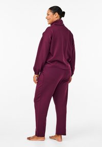 Zizzi LOCKERE AUS - Pantalon classique - fig
