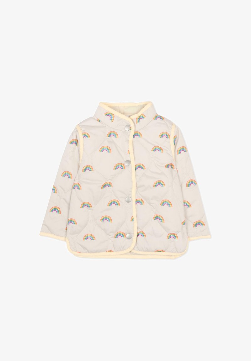 Giacca imbottita per bambini color crema con bottoni a pressione, bordi rifiniti e motivo di piccoli arcobaleni colorati.