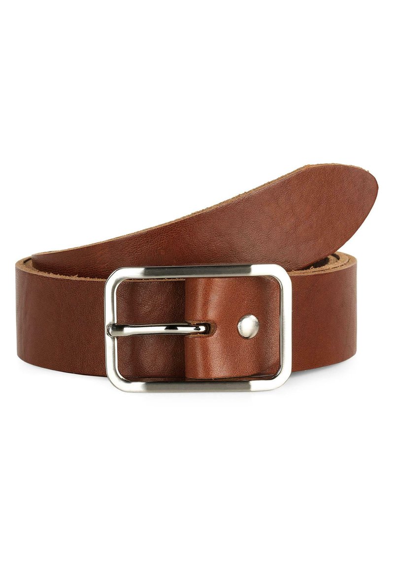 Cinturón de cuero marrón con textura suave, que presenta una hebilla rectangular de plata y un solo remache metálico para un cierre seguro.