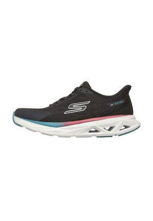 Zapatilla de running Skechers negra con suela blanca, detalles en verde azulado y rosa, parte superior de malla y logotipo "S" en el lateral.