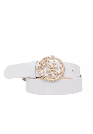 Cintura in pelle bianca con una fibbia rotonda dorata che presenta lettere intrecciate e decorazioni floreali. Texture liscia con misura regolabile.