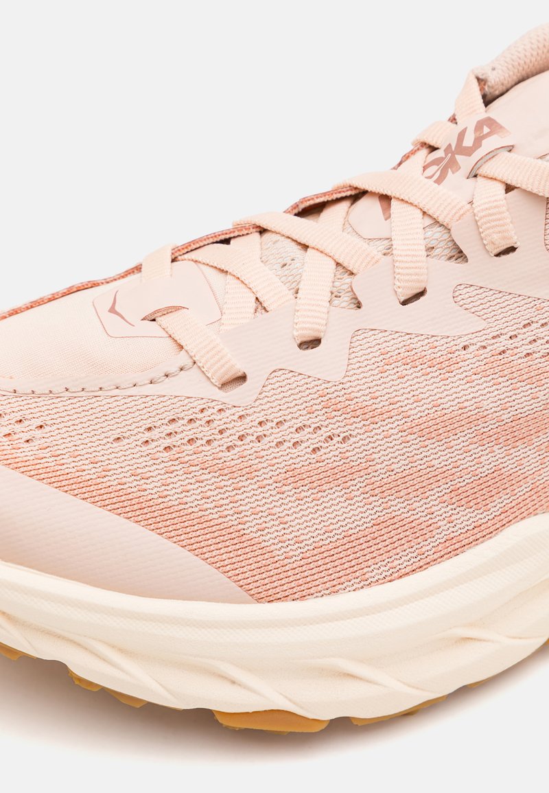 HOKA SPEEDGOAT Løpesko for mark cream/sandstone/beige