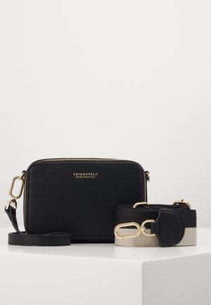 Taška s příčným popruhem - black